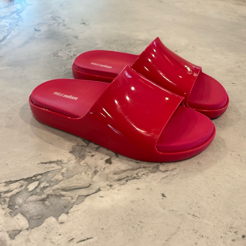 EUC mini Melissa size 13 hot pink slides